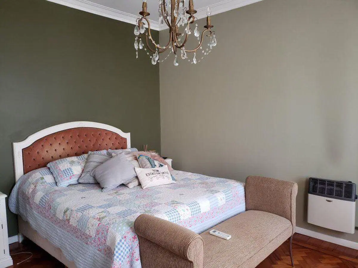 HERMOSO CHALET EN 2 PLANTAS - EXCELENTE UBICACIÓN. 3