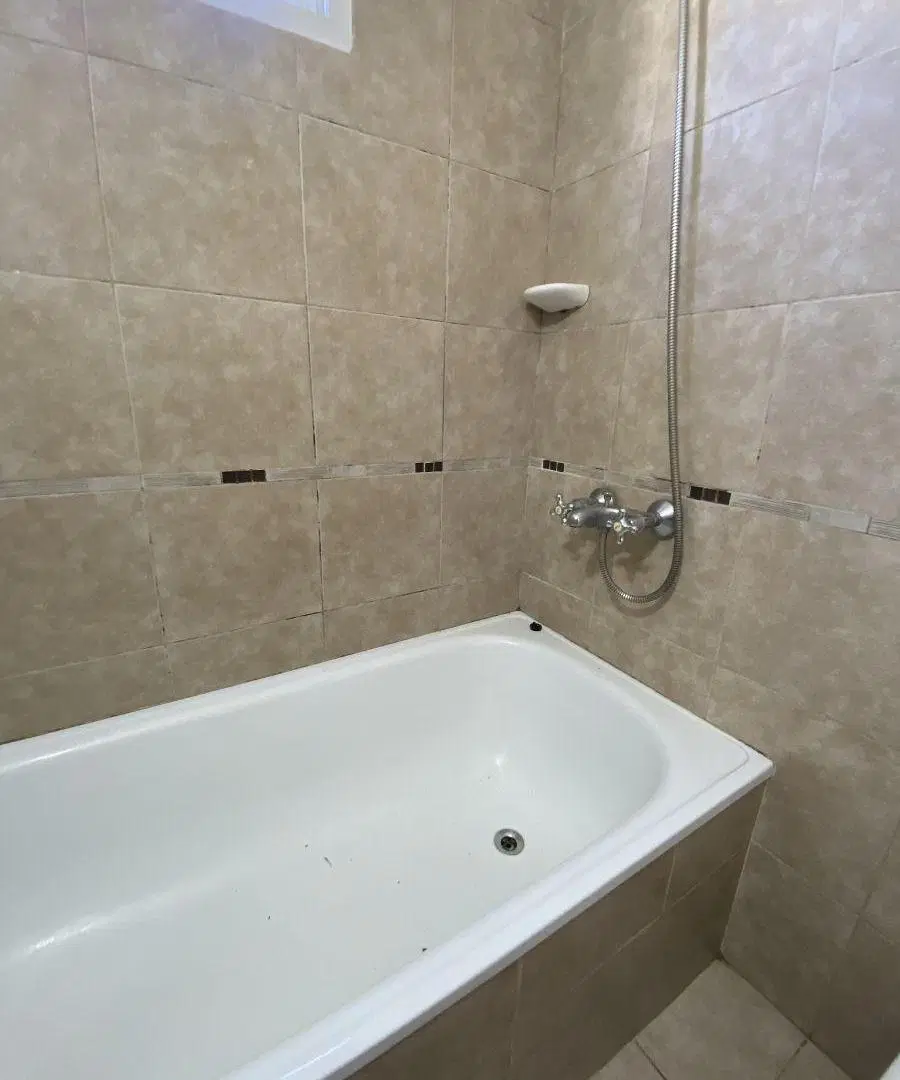Departamento de 2 ambientes con 1 dormitorio en alquiler en Lanús Oeste 3