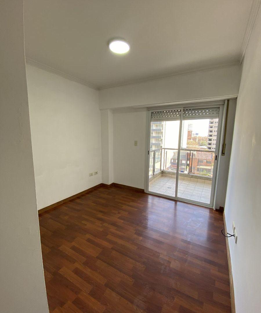 Foto de Departamento de 2 ambientes con 1 dormitorio en alquiler en Lanús Oeste, imagen 2