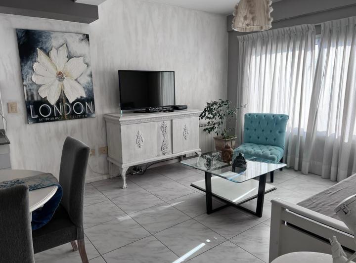 Foto de ALQUILER TEMPORARIO CATEGORIA 1 DORMITORIO COCHERA, CENTRO MZA QUINTA, imagen 1