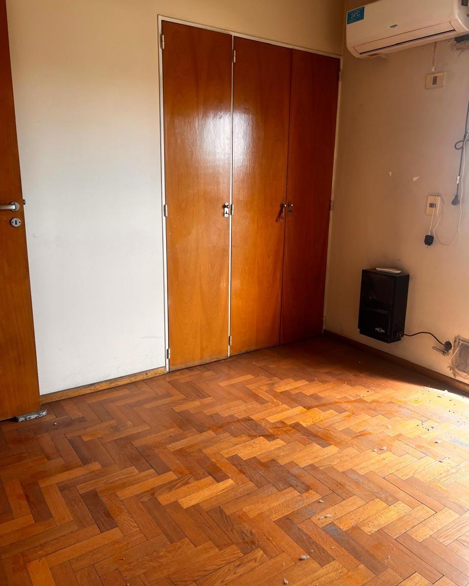 Venta Departamento 4 Dorm. 3 Baños con Balcon 2