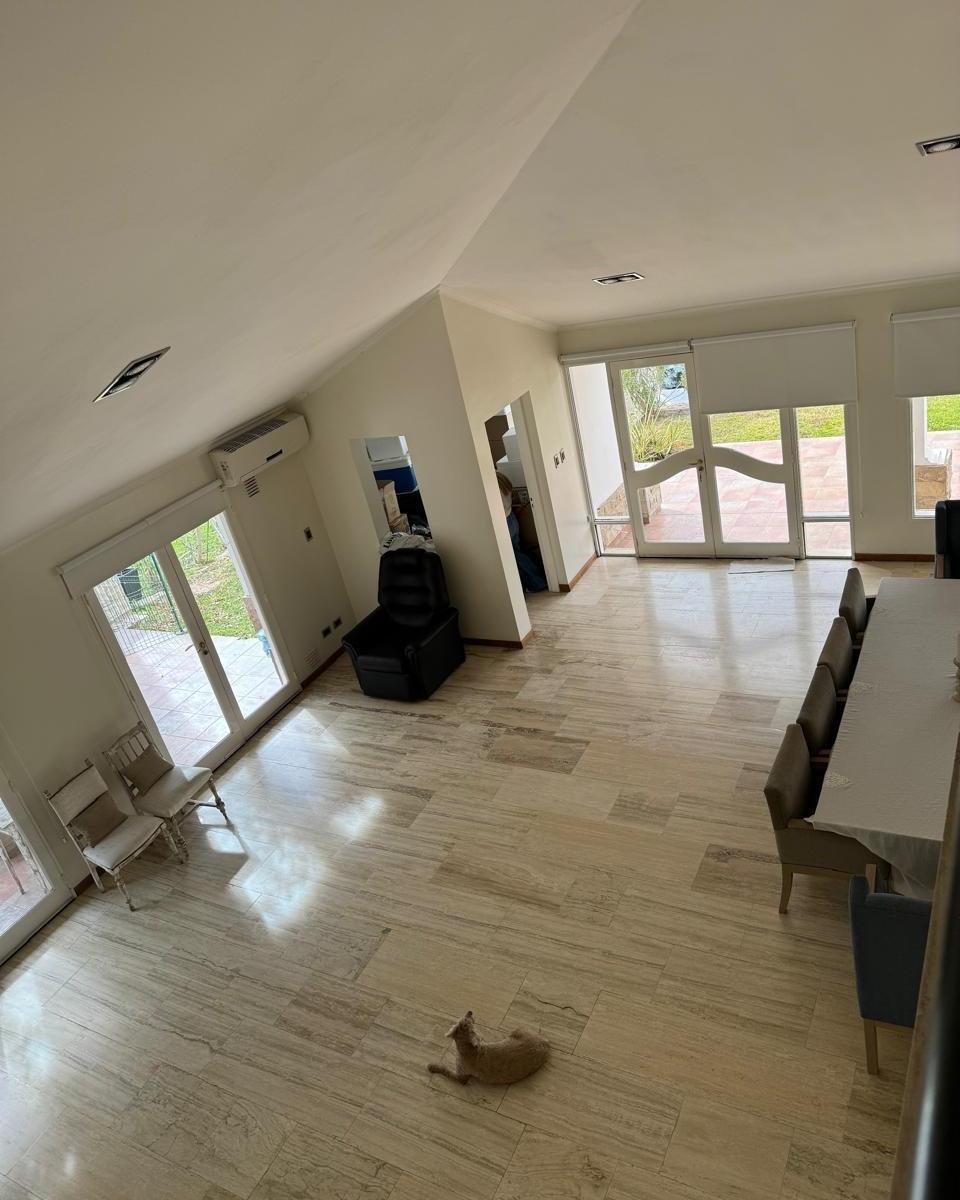 Casa Venta Dalvian Excelente Oportunidad 4 Dorm. 4 Baños, Escritorio 4