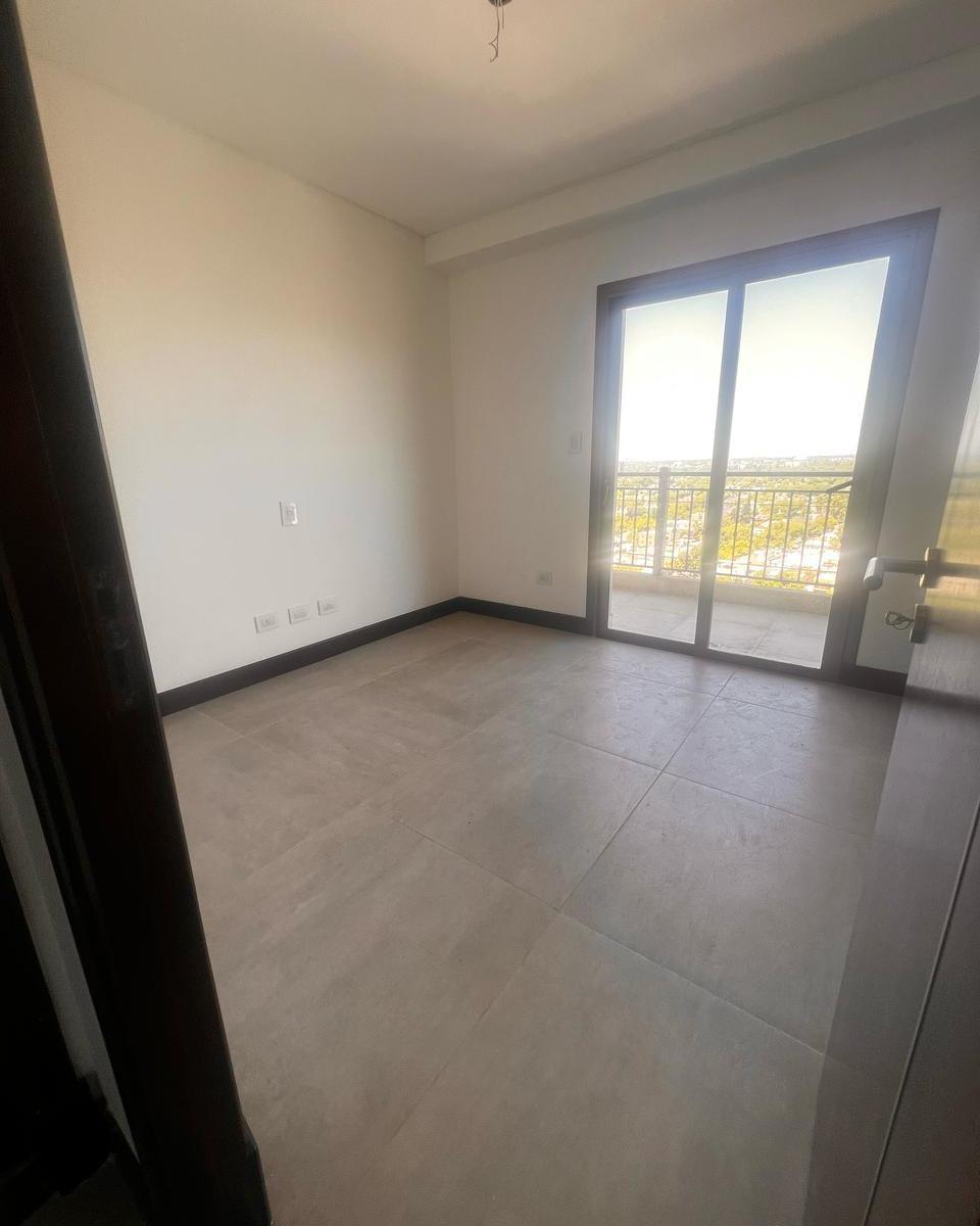 Venta Torres del Marques 2 Dorm. Vista Panoramica Dos Baños Cochera 5