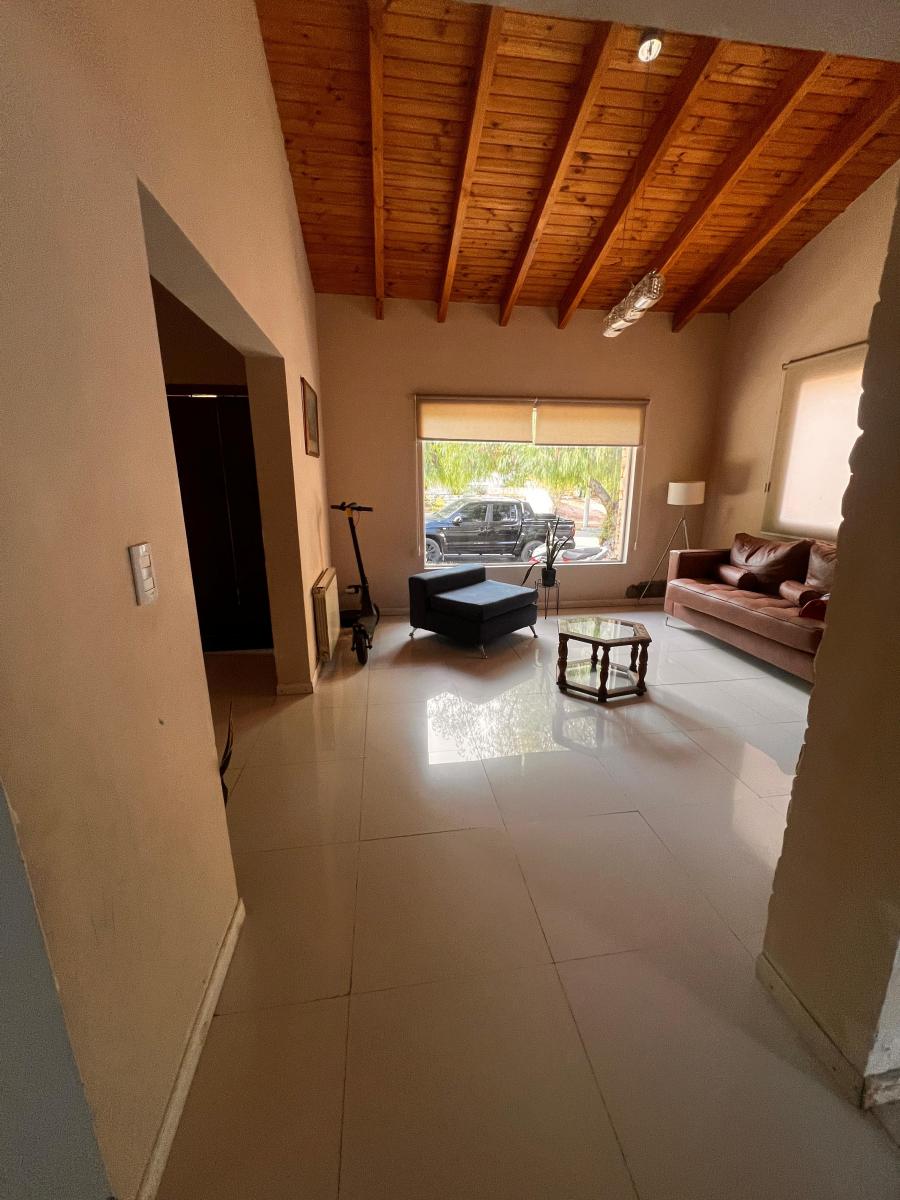 Casa Venta Dalvian 5 Dorm. Pileta 2