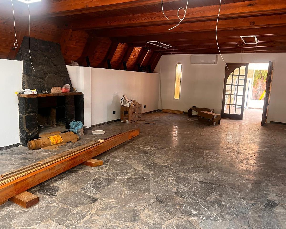Oportunidad Casa Dalvian Venta 3 Dorm. 4