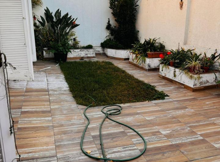 VENDE CASA EN CALLE BELGRANO 4 DORM 4 BAÑOS COCHERA COMPLEJO  5
