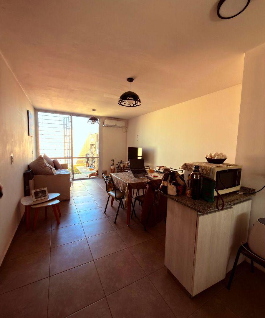 Foto de Casa en alquiler barrio Azcuenaga residencia 2 dormitorios cochera, imagen 4
