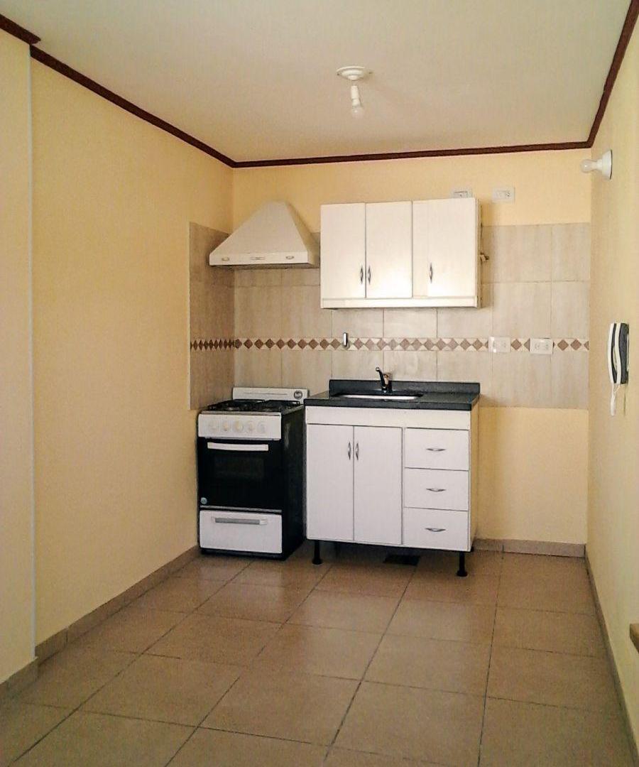 Foto de Departamento en alquiler complejo de 1 dormitorio cochera, imagen 2