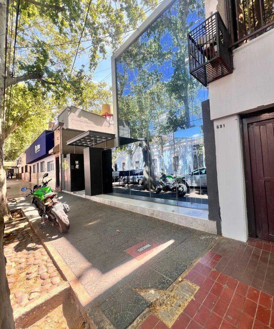 Foto de ALQUILO OFICINA EN PLENO CENTRO DE MENDOZA 3 PRIVADOS, imagen 5