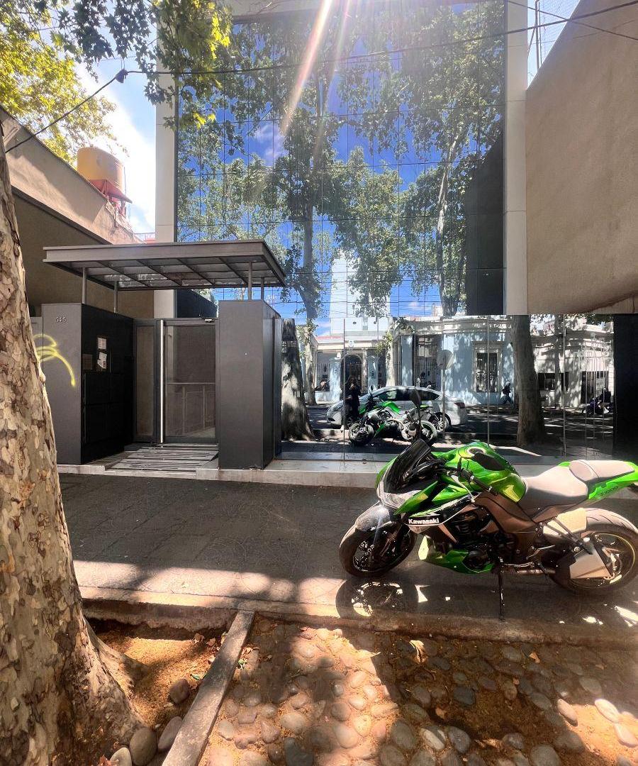 Foto de ALQUILO OFICINA EN PLENO CENTRO DE MENDOZA 3 PRIVADOS, imagen 3