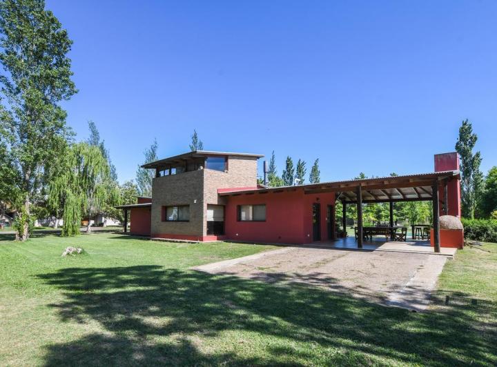 Casa VENTA. 3 dormitorios. Piscina. Los Alamos Club de Campo (Ibarlucea) 2