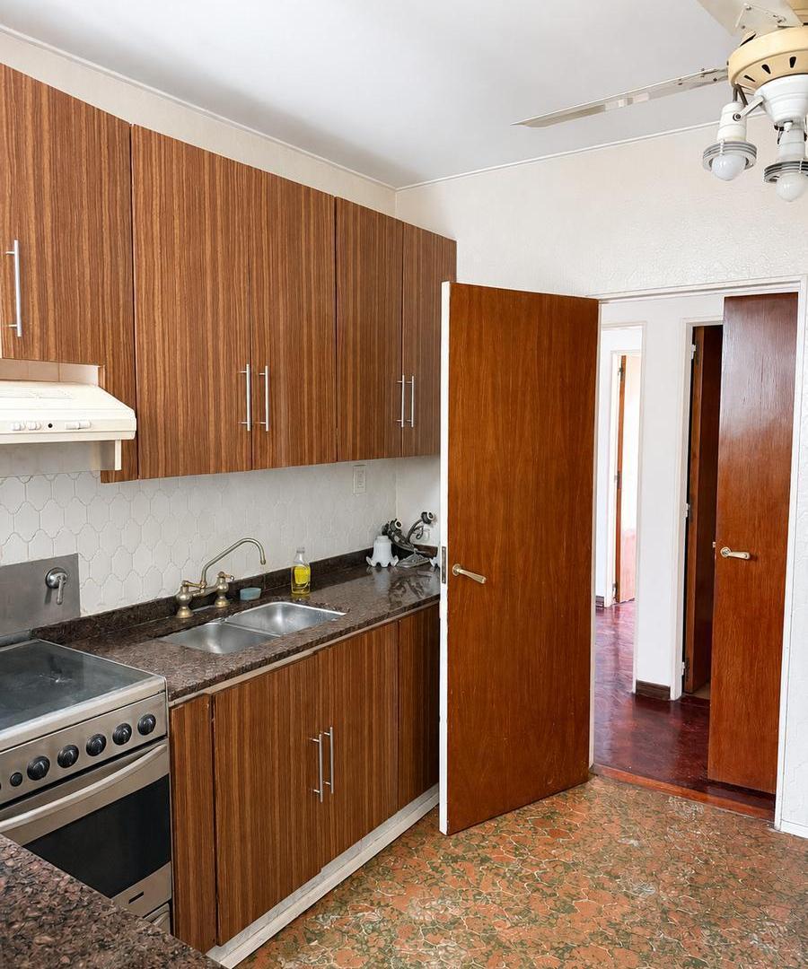 Foto de VENTA Departamento de 3 dormitorios con balcon, imagen 2