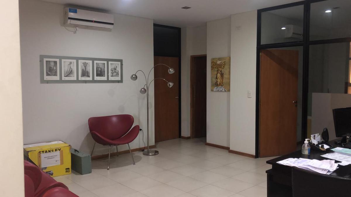 DEPARTAMENTO CON COCHERA/BAULERA OPCION OFICINA
