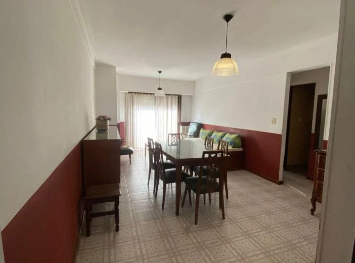Departamento 3 ambientes a la calle con cochera 5