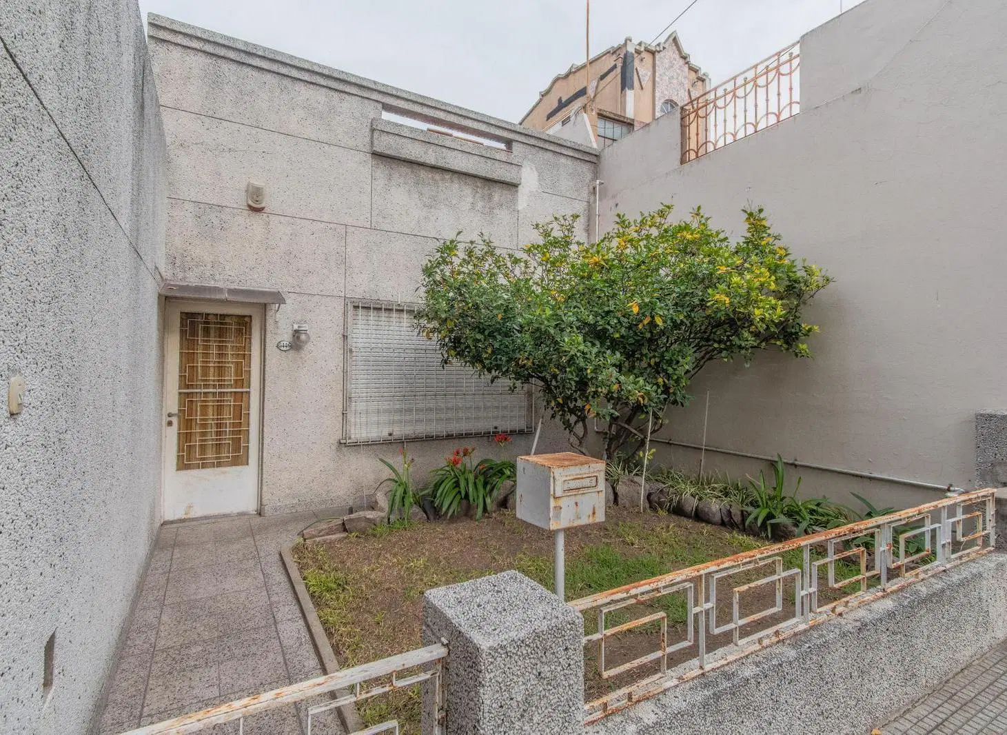 Venta Casa Lote propio 3 ambientes patio garage jardin y terraza Villa Urquiza 4