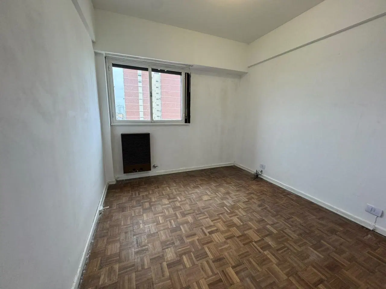 venta departamento 3 ambientes con balcon en olivos 8