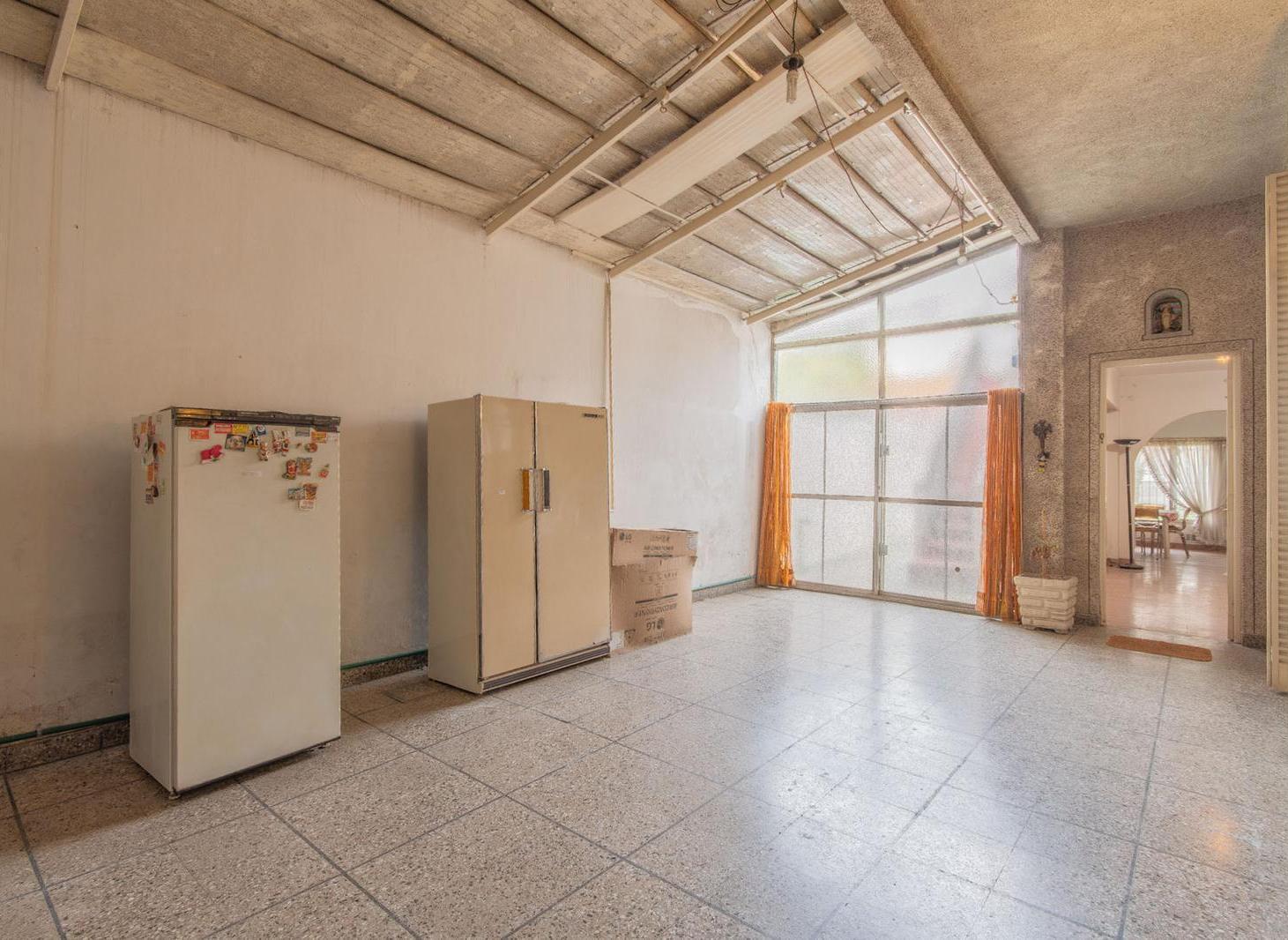 Foto de Venta Casa Lote propio 3 ambientes patio garage jardin y terraza Villa, imagen 1