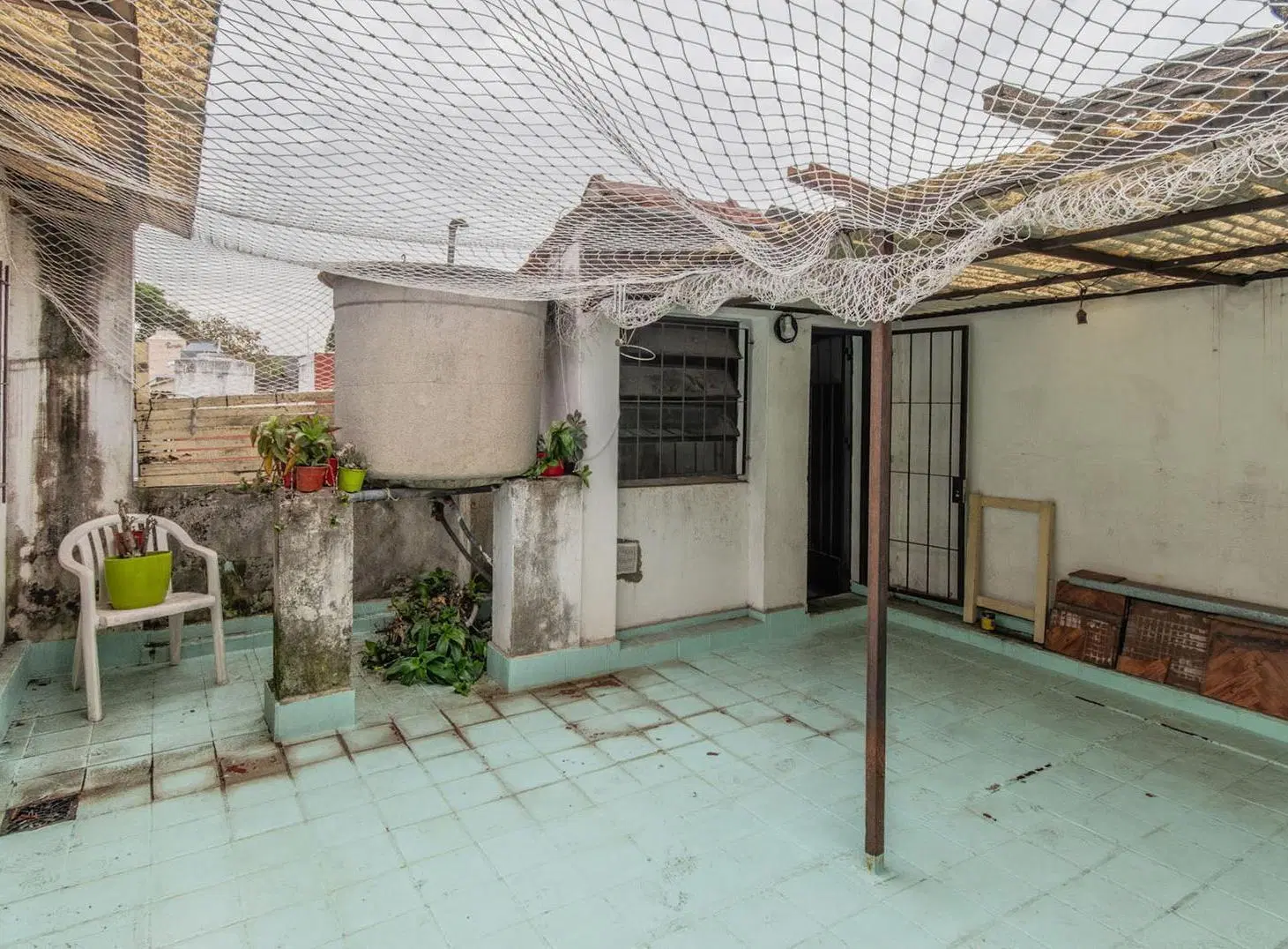Venta PH tres ambientes con patio y terraza Villa Luro 1