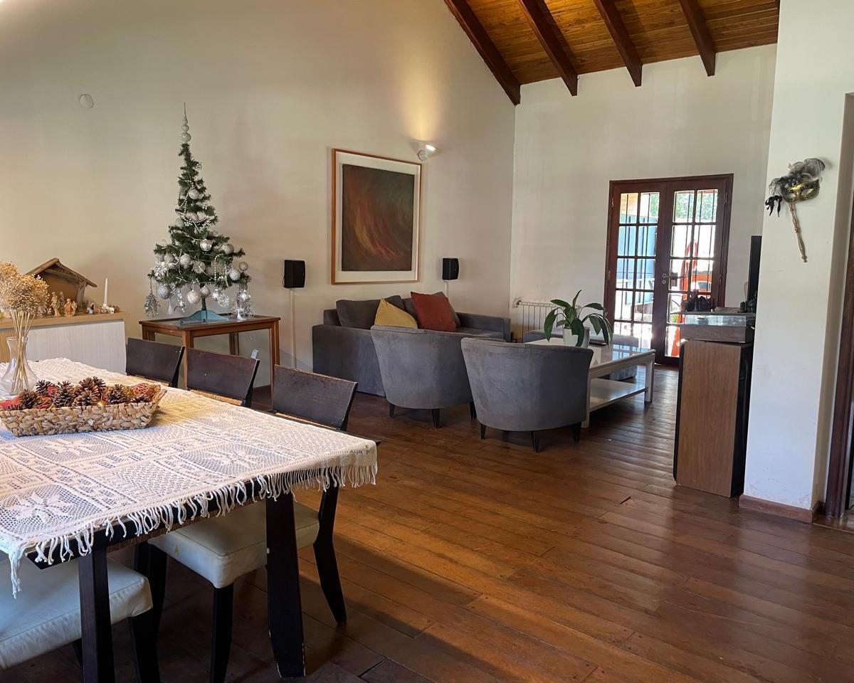 Venta Casa 3 Dorm, Pileta, Gran Parque Zona Recta Martinolli 5