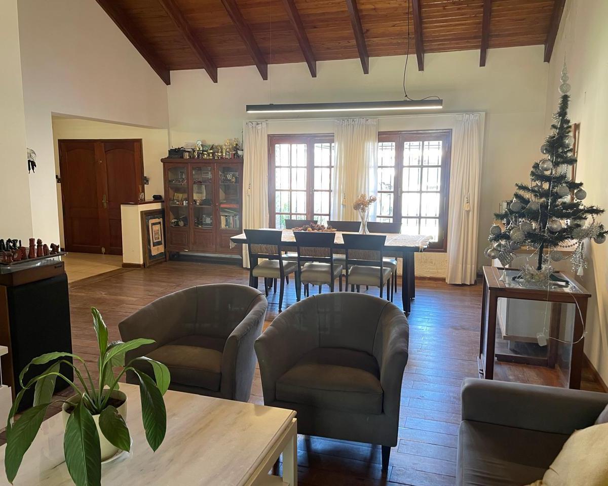 Venta Casa 3 Dorm, Pileta, Gran Parque Zona Recta Martinolli 3