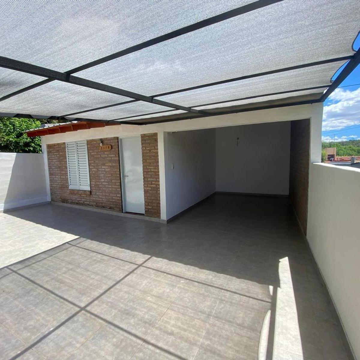 Venta Dos Casas 2 Dorm Carlos Paz a 200 m del Rio 5