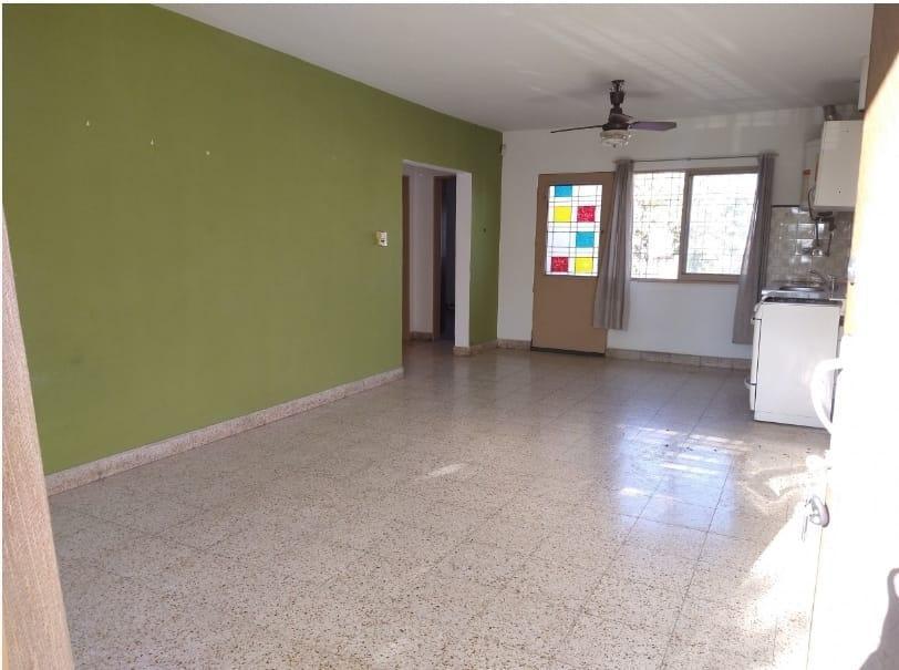 Casa en Venta en Barrio Los Naranjos a m de Av Fuerza Aerea 2