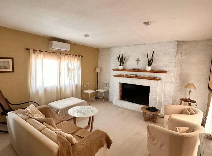 COUNTRY SAN ISIDRO. VILLA ALLENDE 1