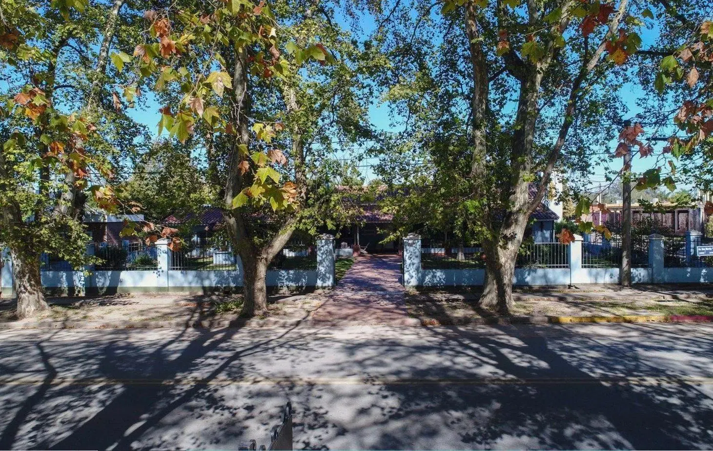 Casona colonial en Colonia Caroya, amplio terreno! 2