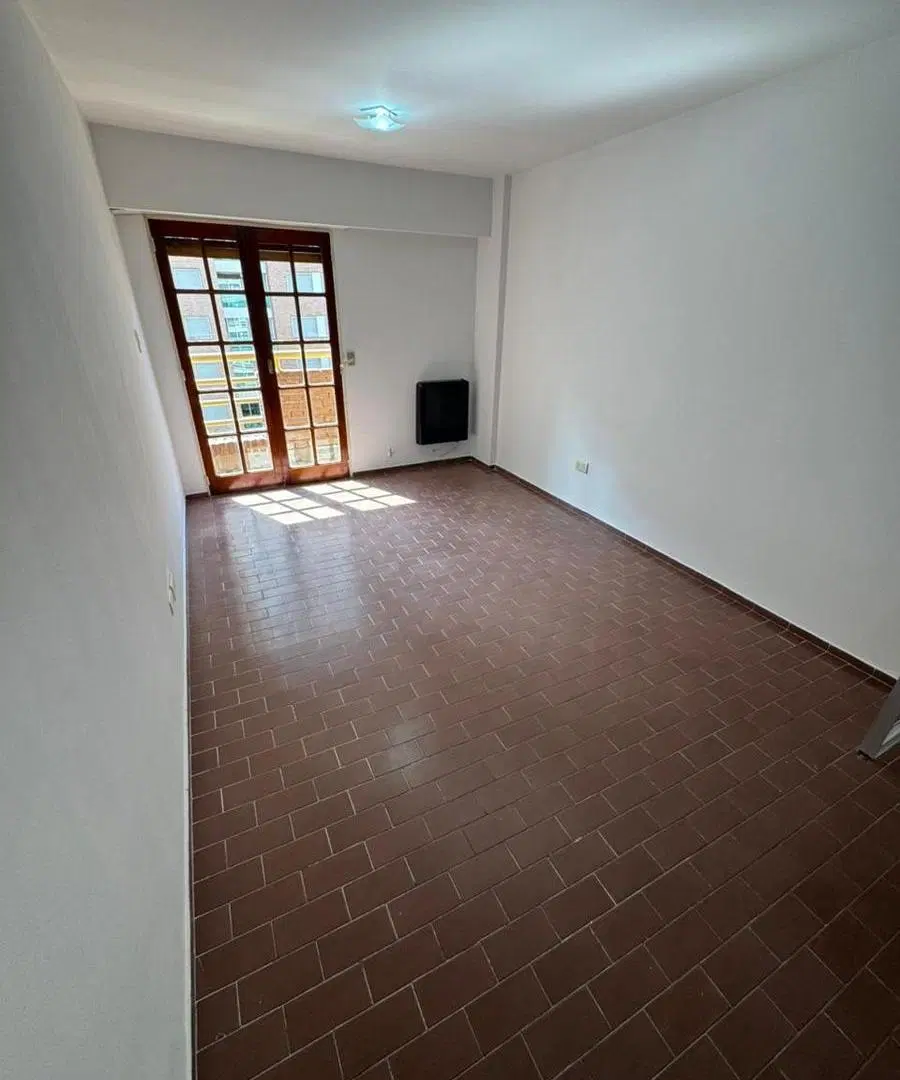 Departamento  2 dormitorios en Nueva Cordoba,  Parana al 600, gran ubicacion!! 2