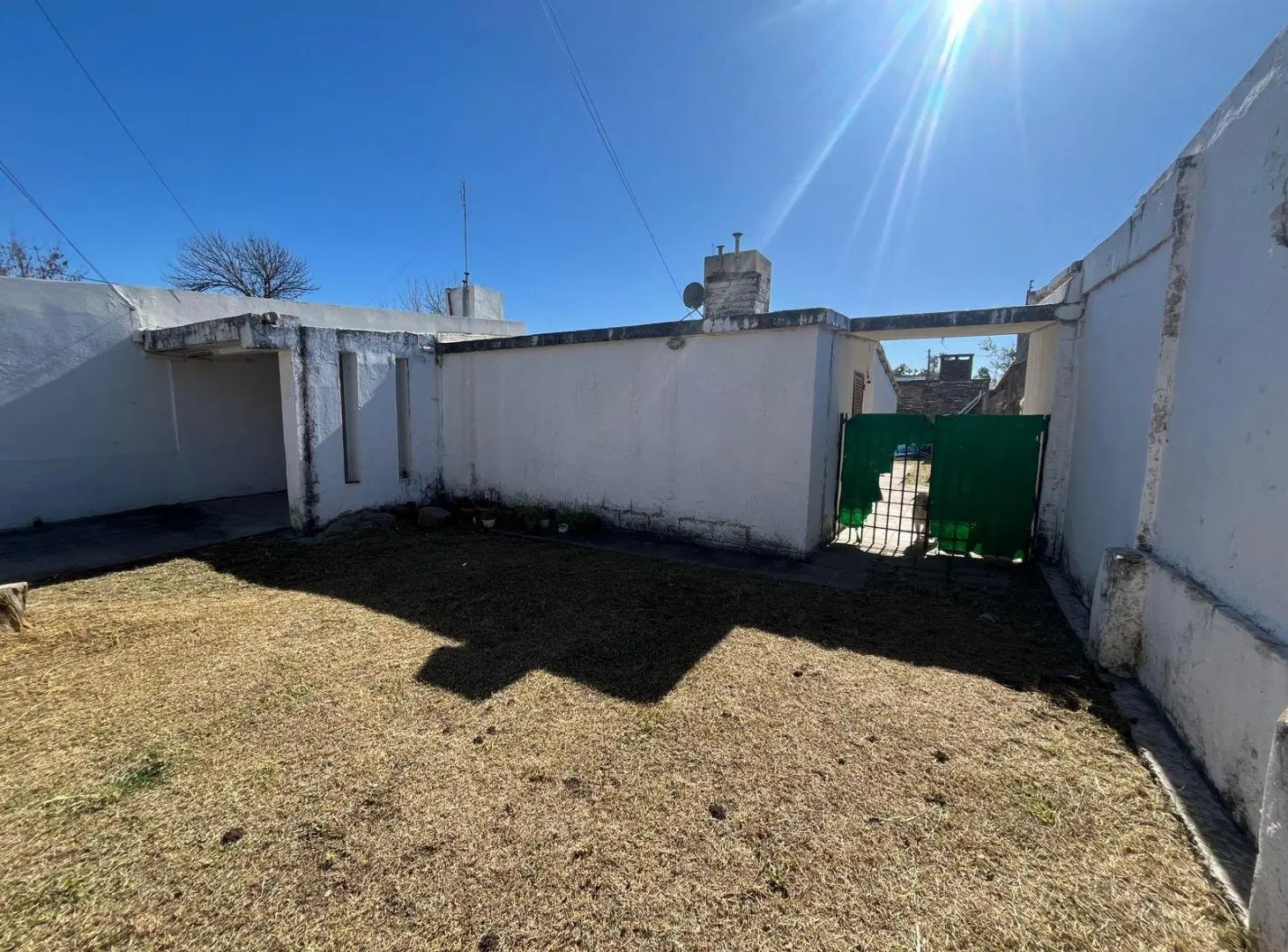 venta casa 4 dormitorios 2 baños en Quintas de Arguello IDEAL INVERSOR 8