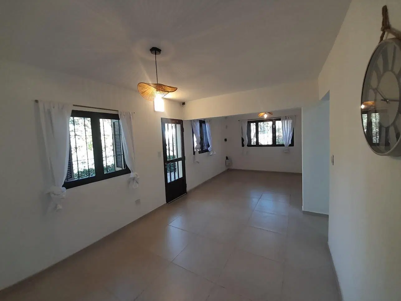 Casa refaccionada a nuevo lote 1350m2 En Rio ceballos 4