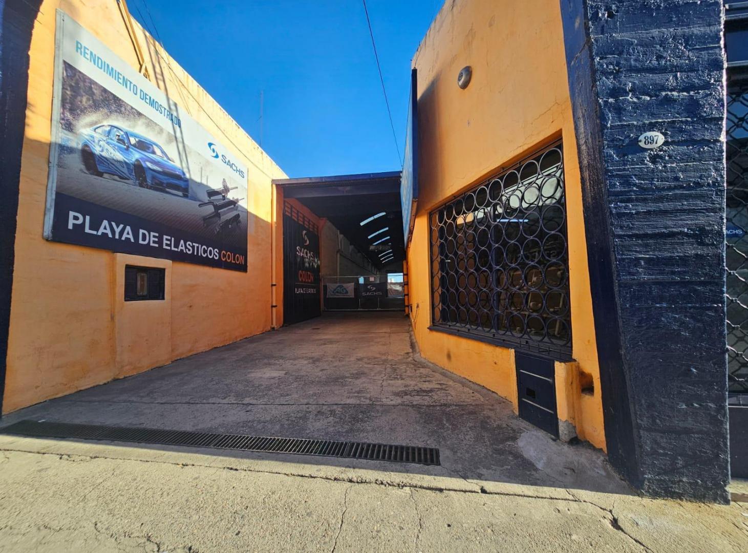 Foto de Salon Comercial y Galpon en Av. Castro Barros al 800, imagen 4