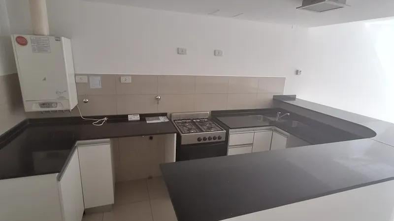 Foto de RODAS COLOSO- Posesión inmediata - Piso Alto con balcón - Amenities, imagen 2