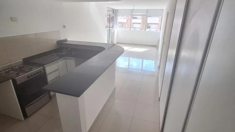 Foto de RODAS COLOSO- Posesión inmediata - Piso Alto con balcón - Amenities, imagen 1