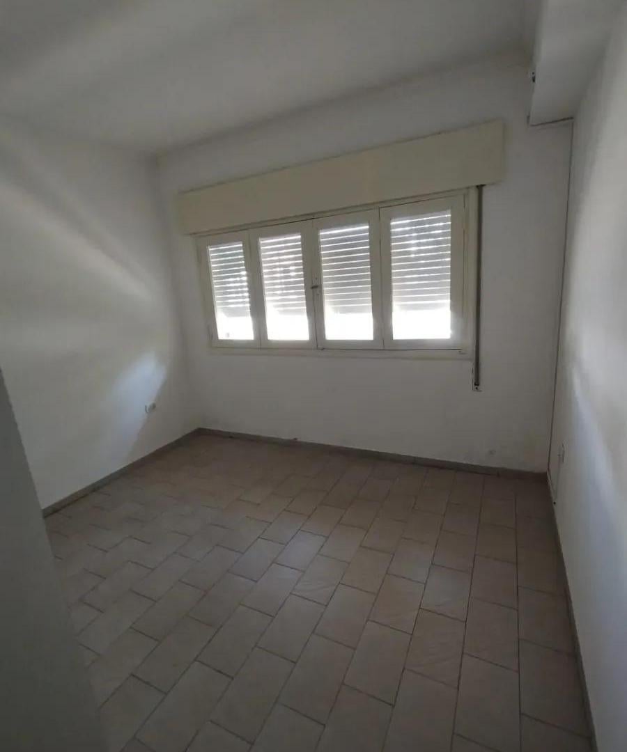 Foto de Casa esquina con hermosa vista panorámica en Villa Cabrera, imagen 1