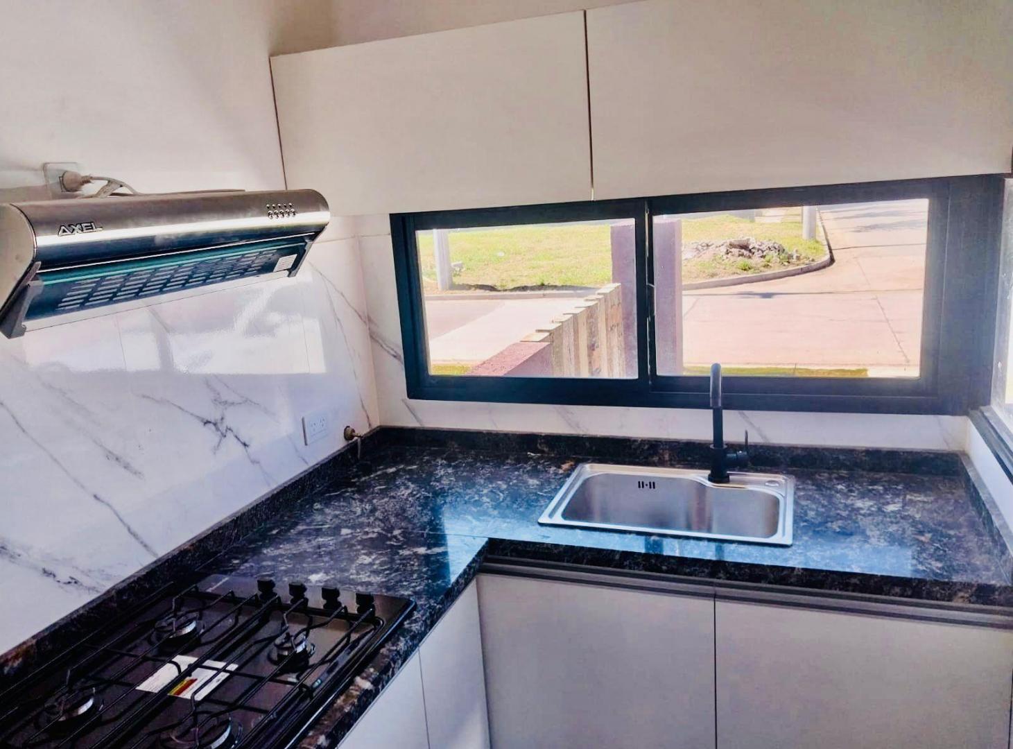 Foto de DUPLEX, B.CERRADO, 2 DORMIT. PILETA. VILLA ALLENDE, imagen 2