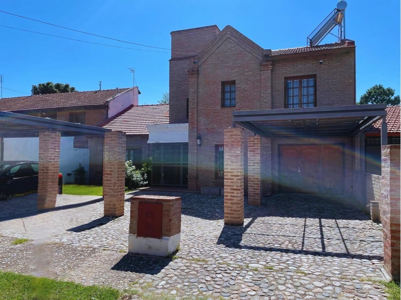 Foto de Venta casa 3 dormitorios 1 con baño en suite, 875 m terreno, 330, imagen 1