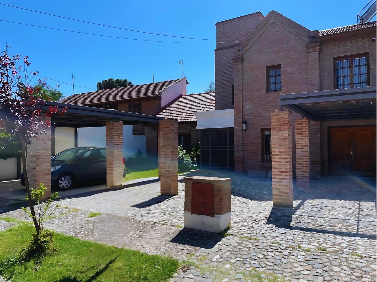 Foto de Venta casa 3 dormitorios 1 con baño en suite, 875 m terreno, 330, imagen 3