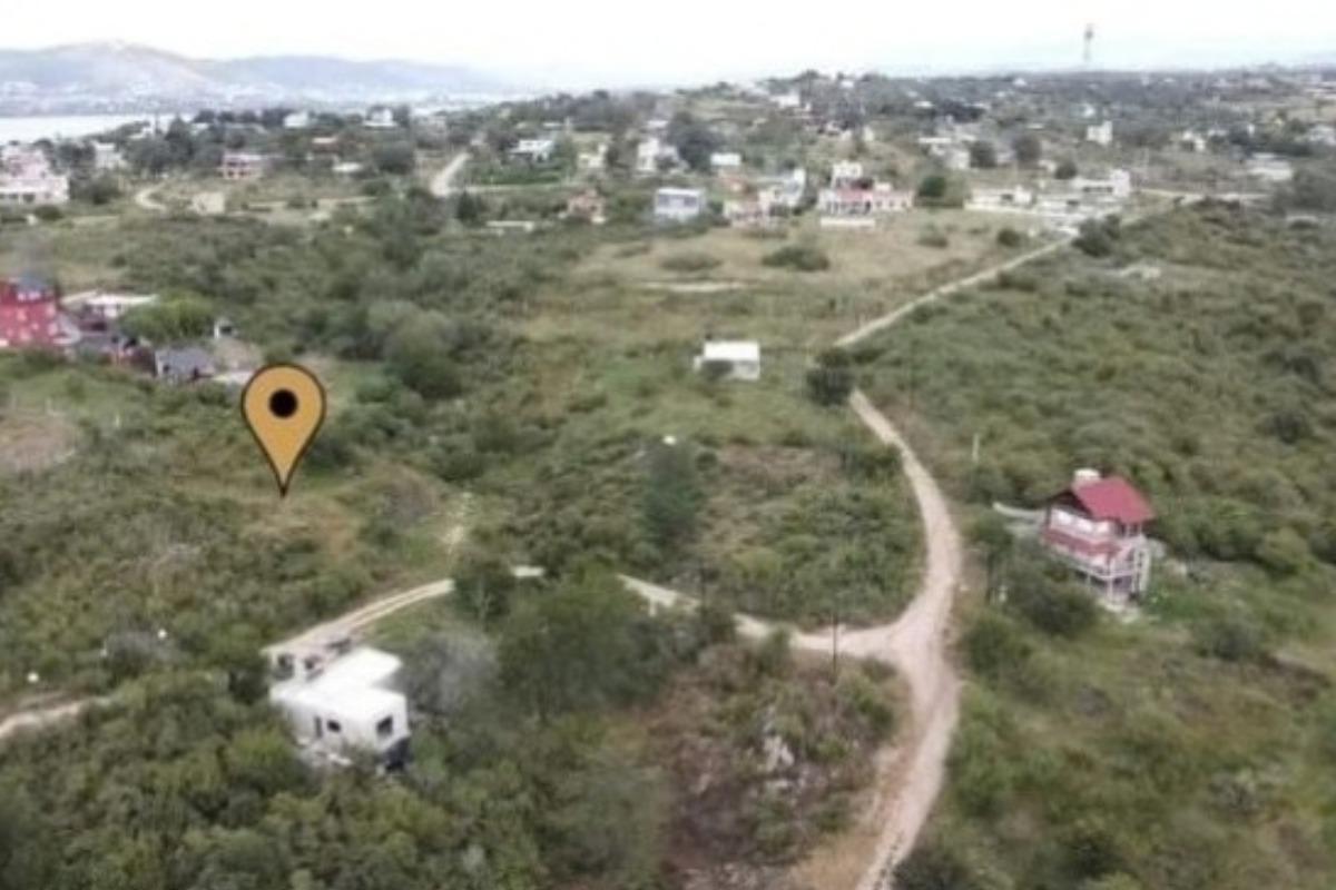 Foto de Se Vende Terreno en Villa Parque Siquiman, imagen 2