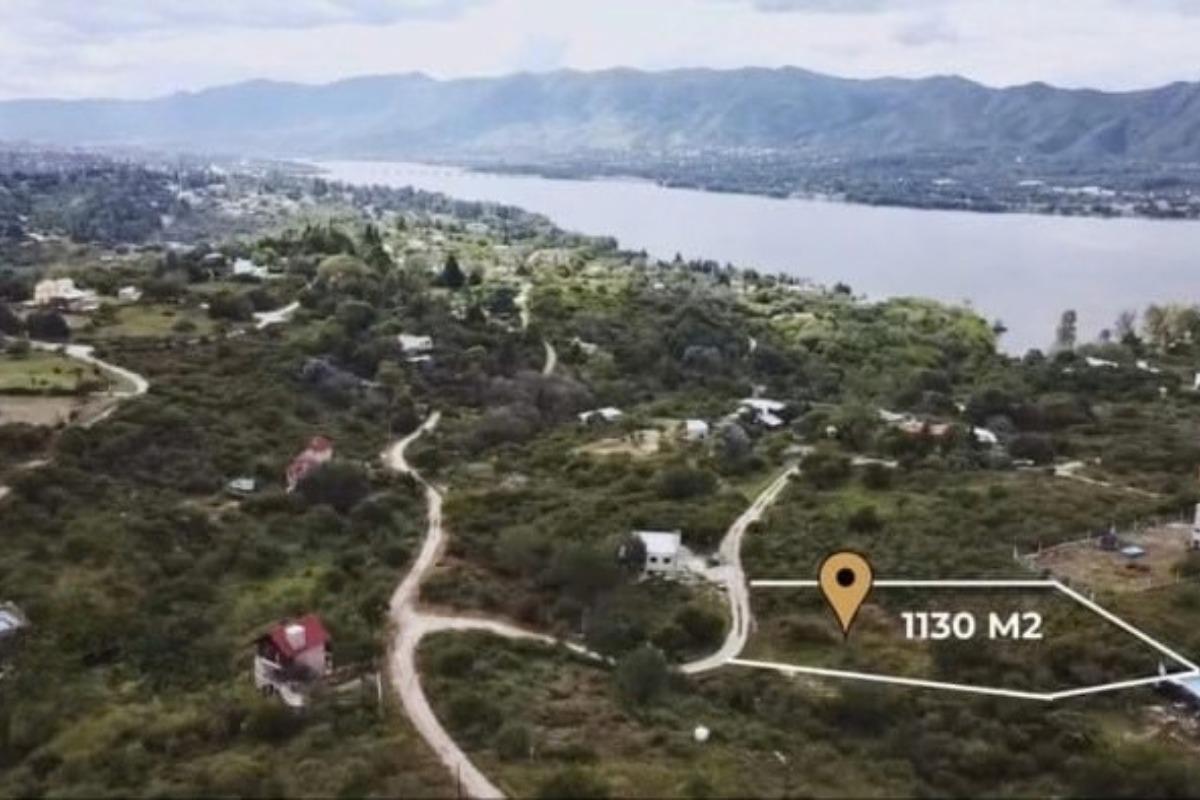 Foto de Se Vende Terreno en Villa Parque Siquiman, imagen 3