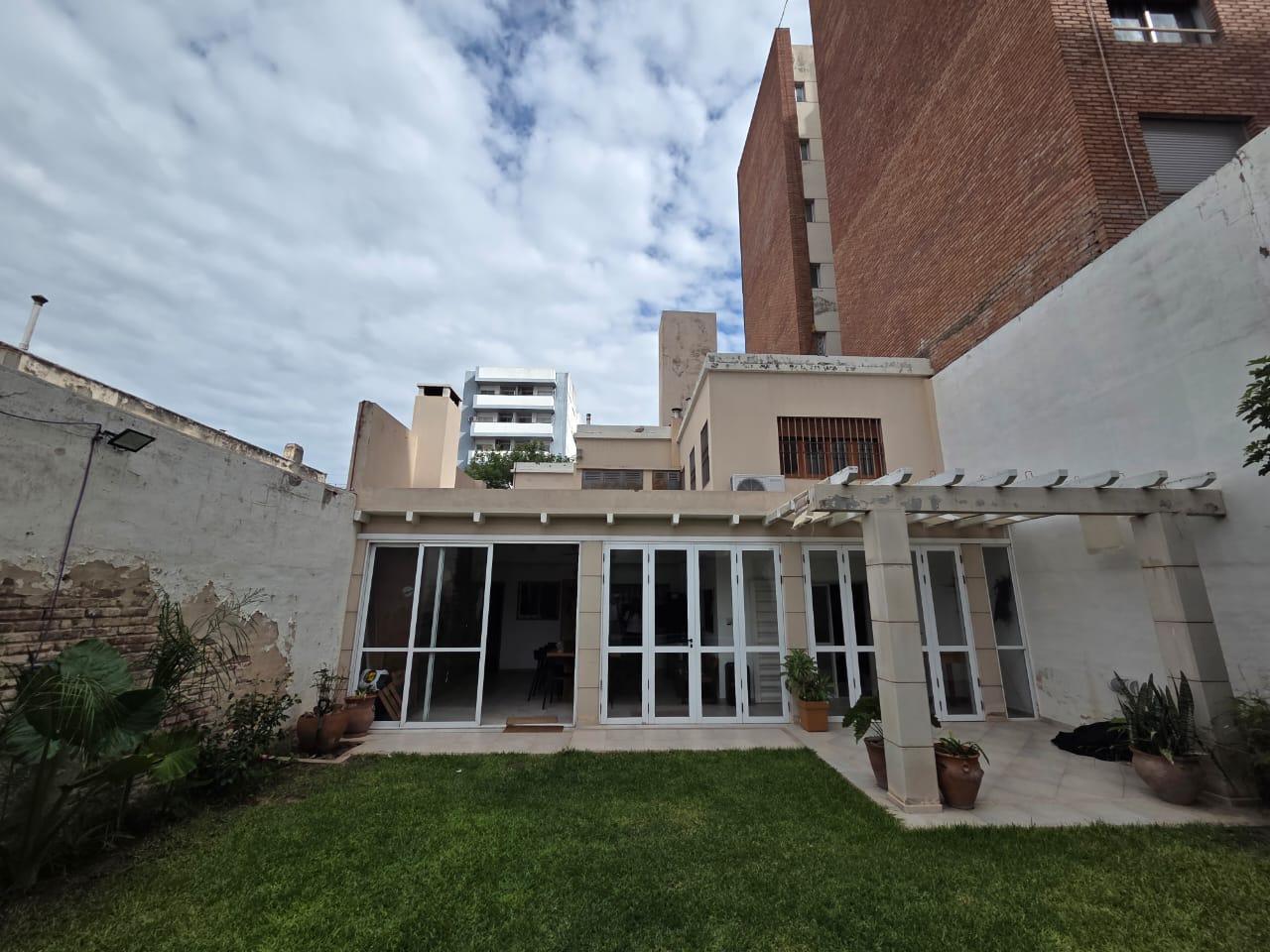 Foto de Venta Casa de Dos Plantas, Zona C1, Ideal Proyecto Inmobiliario en, imagen 2