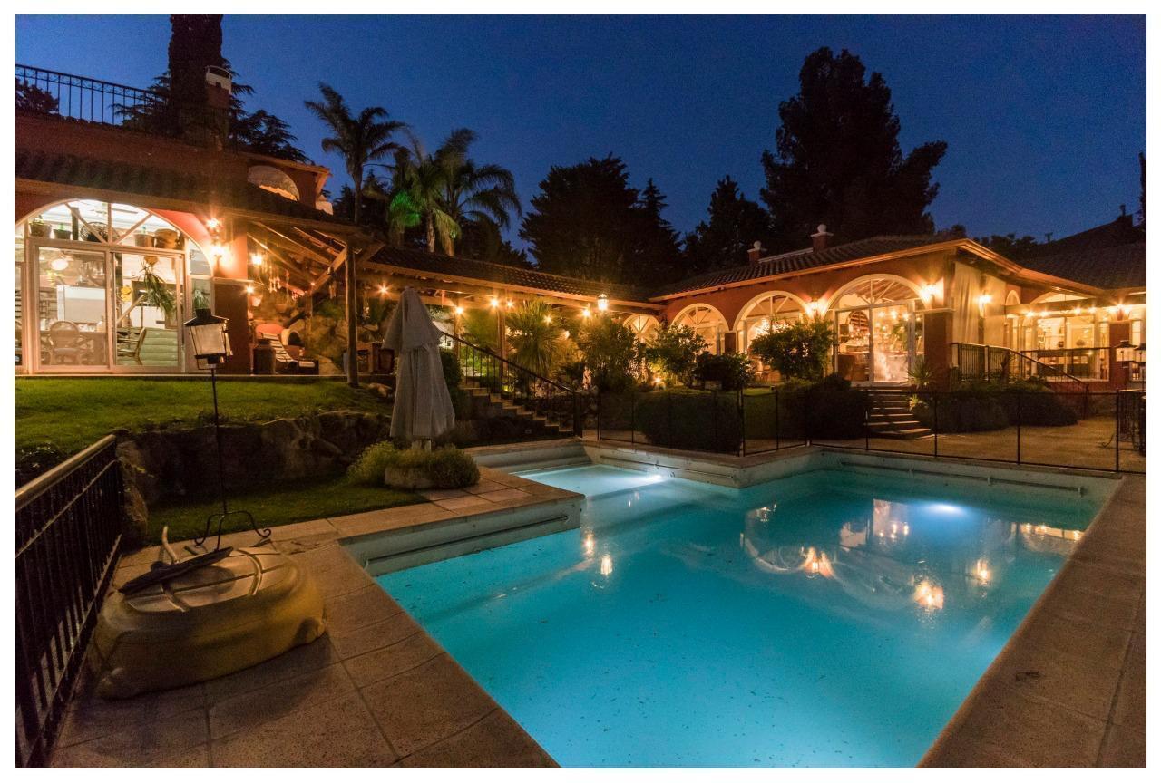 Foto de Venta: Exclusiva Casa en Villa del Lago, Carlos Paz, Inmejorable Vista, imagen 2