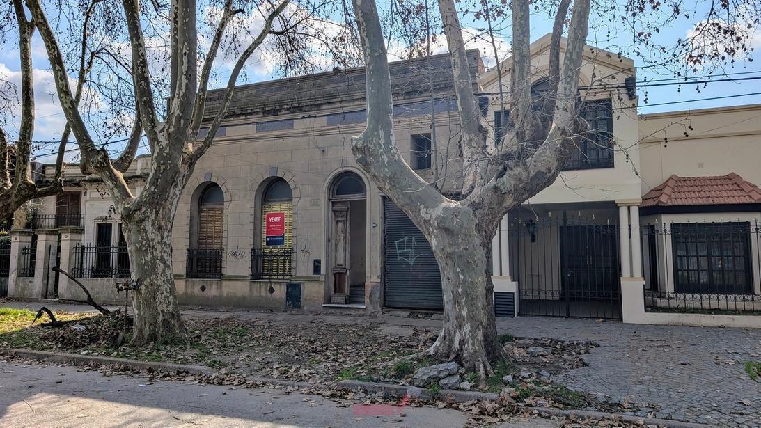 Foto de Lote de 704 m² con antigua casona en venta | Av. España | Luján, imagen 2