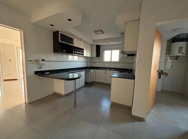 Foto de ALQUILER | SEMIPISO CÉNTRICO 4 DORMITORIOS 2 COCHERAS – POSADAS, imagen 5