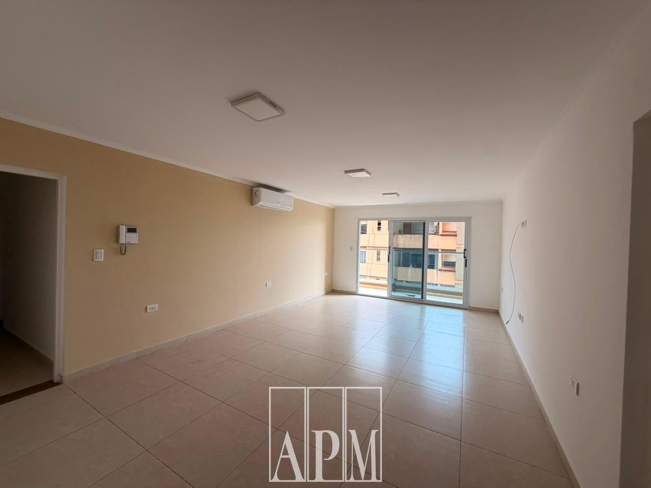 Foto de Departamento en alquiler - 2 dorm, 3 baños, imagen 1