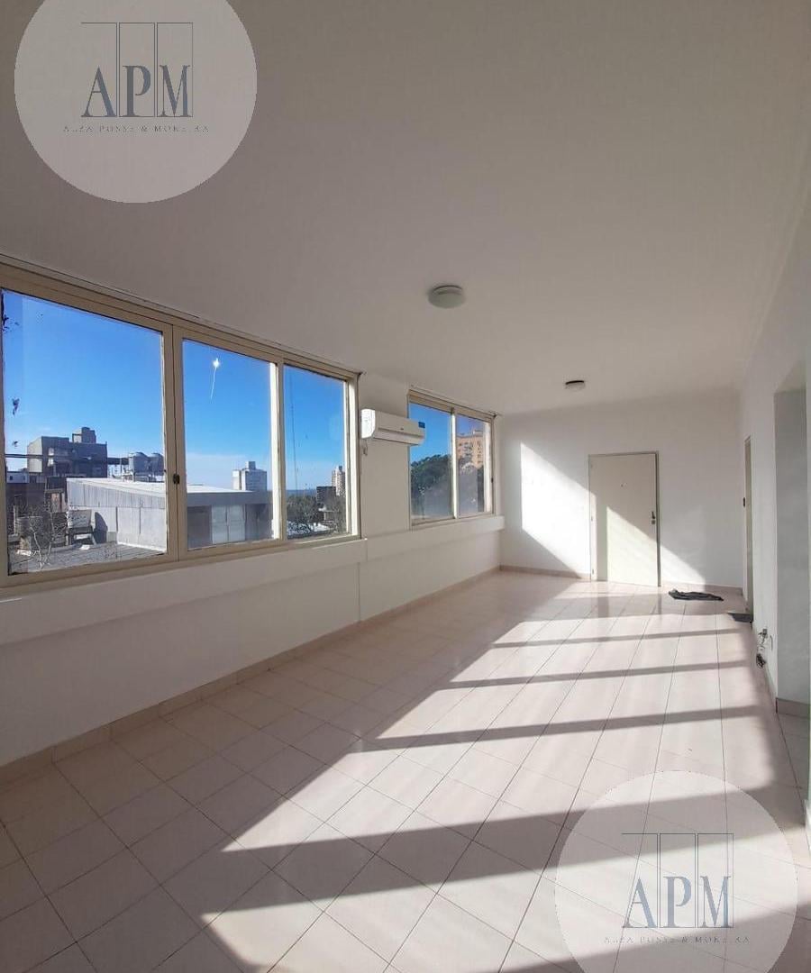 Foto de VENTA | DEPARTAMENTO DE 3 DORMITORIOS – POSADAS, imagen 2