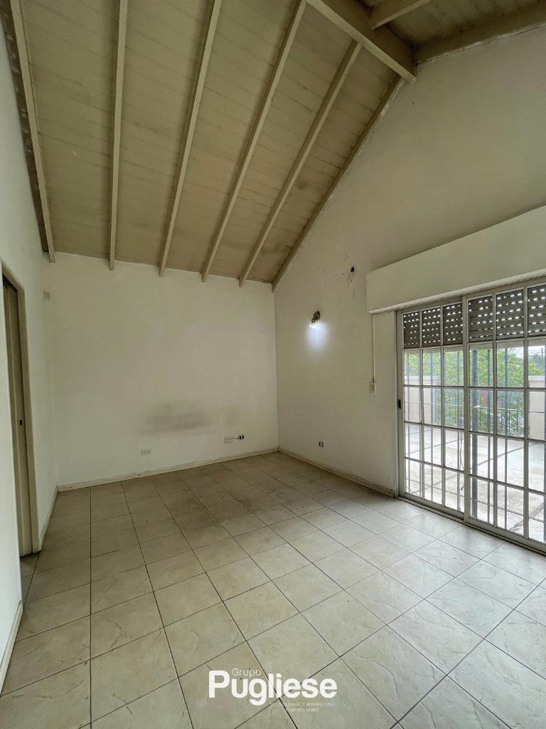 Casa en Venta en Moreno 4 Ambientes con Local 5