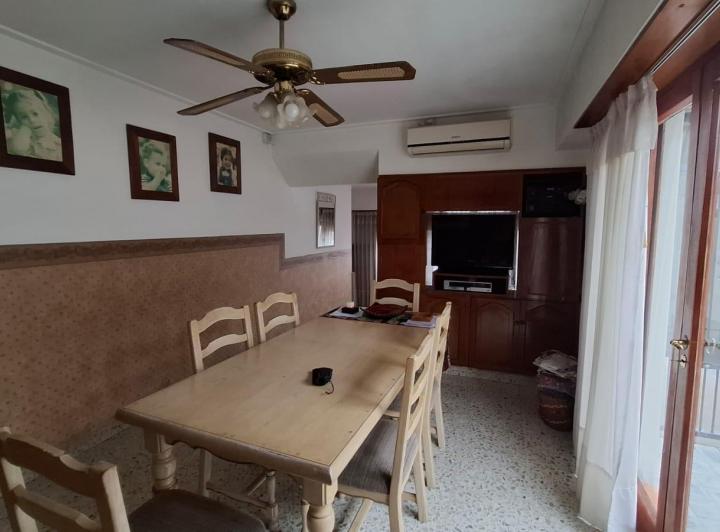 Casa   Depto en  VENTA EN BALCARCE 4