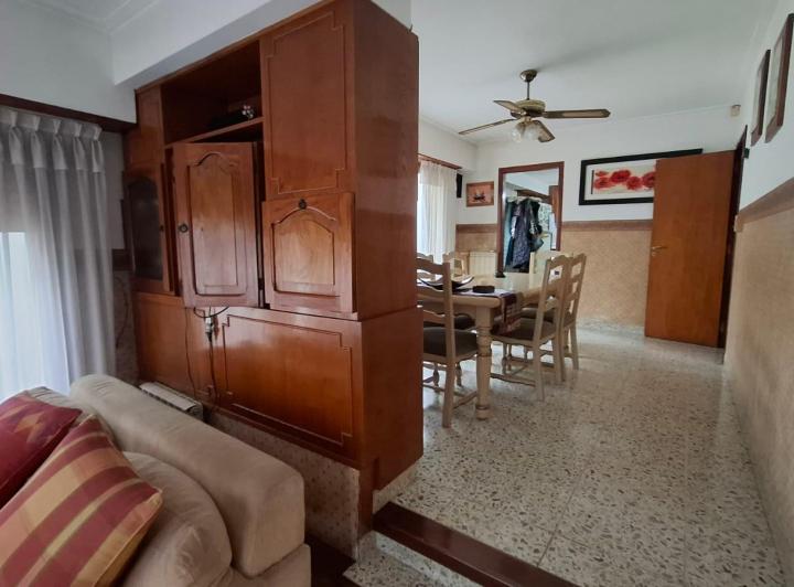Casa   Depto en  VENTA EN BALCARCE 2