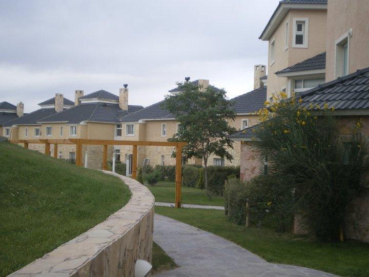 Departamento Planta Baja en Complejo Barrancas del Golfo 2